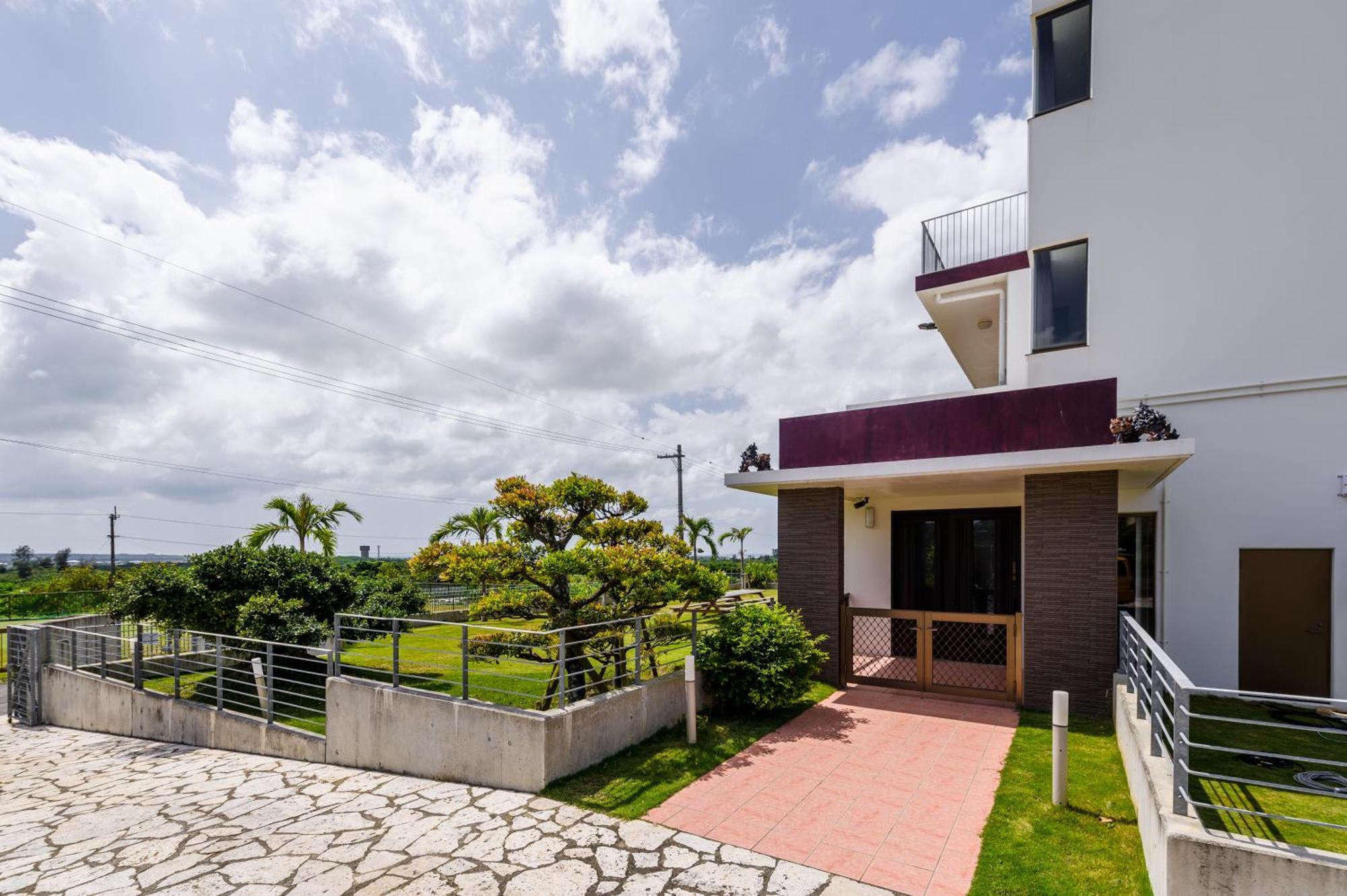Comfort House In Miyakojima Екстер'єр фото
